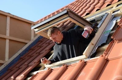 Pose de fenêtres de toit Velux à Aurons